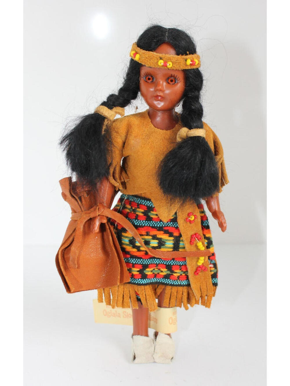 Vintage Oglala Sioux Native American Heritage Doll with papoose